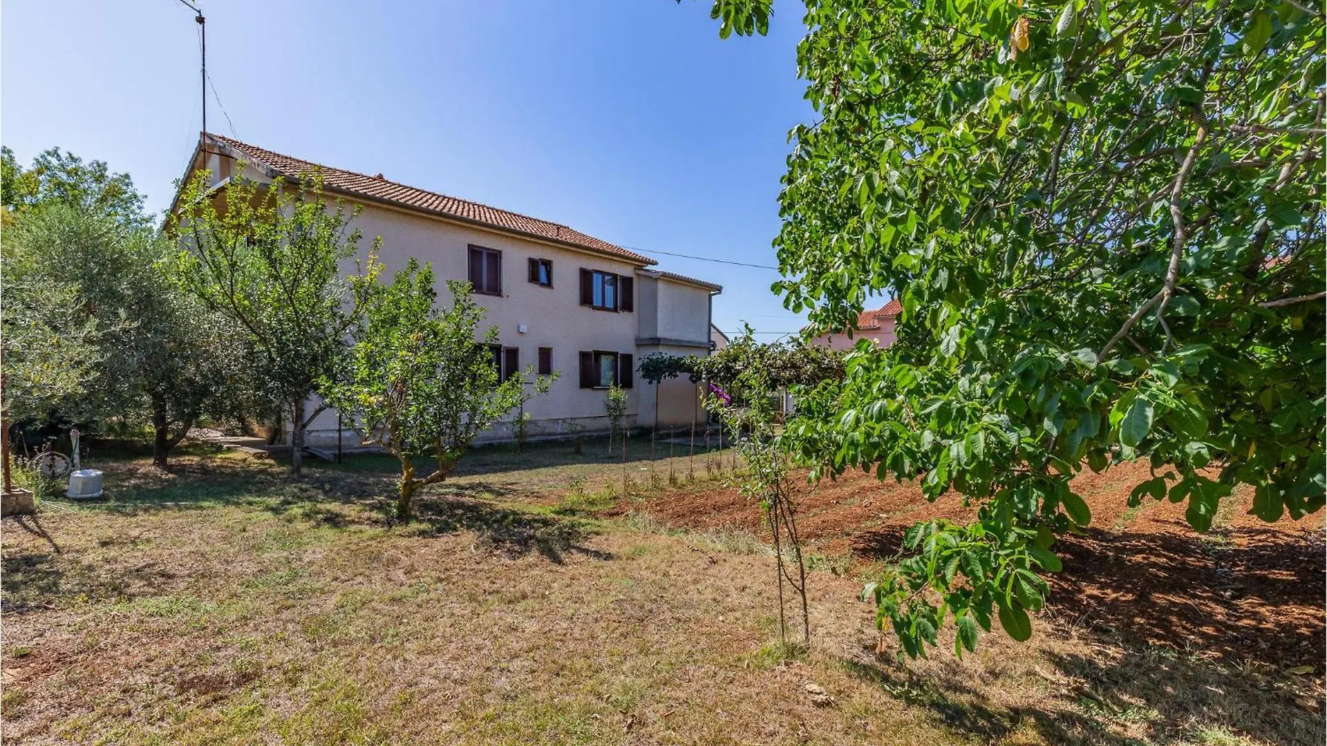 Gorgeous Apartment In Medulin With Kitchen